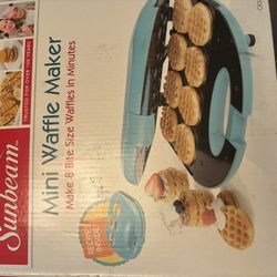 Mini Waffle Maker