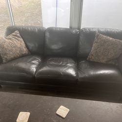 Couch And Coffe Table Set 
