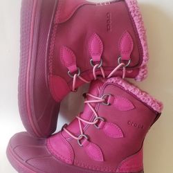 CROCS Waterproof Boots Girls size 12 (Pink)
