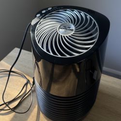Humidifier By Vornado