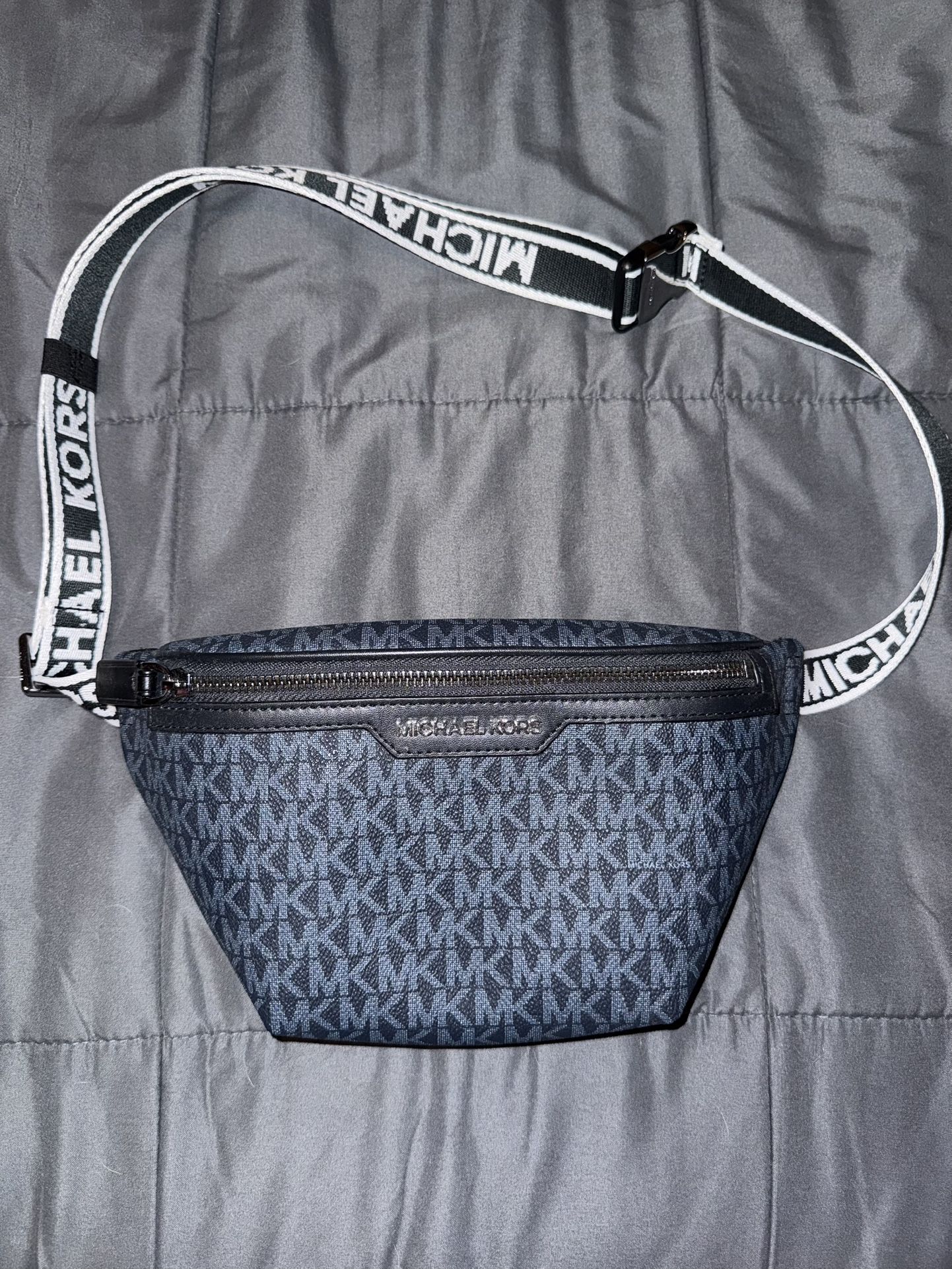 Michael Kors Sling Bag