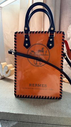 Orange and black zippered crossbag