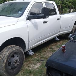 Automotive Paint And Accessories 