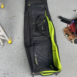 High Sierra Ski And snowboard Travel Bag 