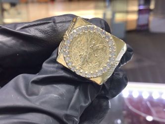 10k gold 50 pesos ring size 8 available in stock ..