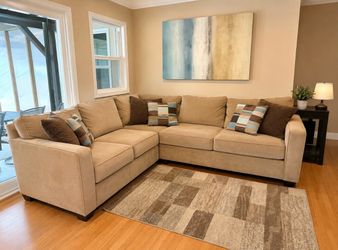 Sofa sectional couch