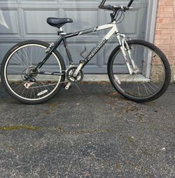 Schwinn Ranger 26" Men's Mountain Bike.