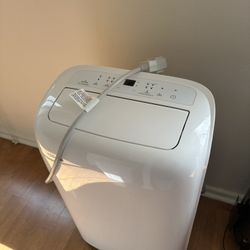Toshiba Portable AC Unit 10,000 BTU 115V 