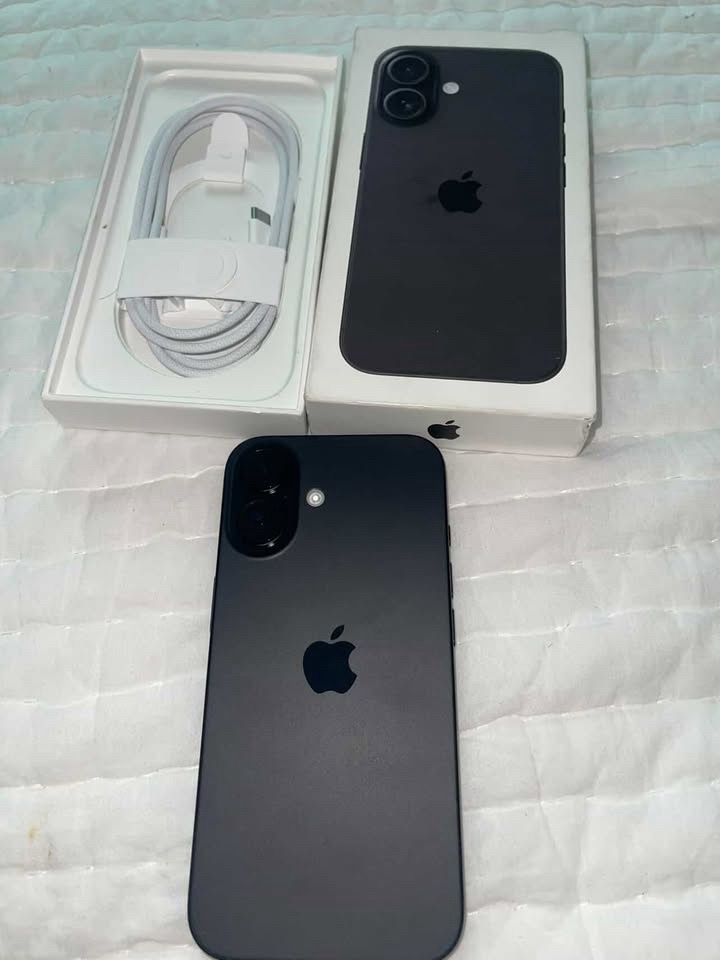 iPhone 16