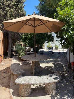Beautiful outdoor seating & table