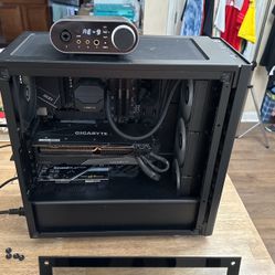 Desktop Computer With Monitor