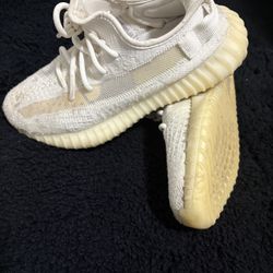Adidas Yeezy Bone 