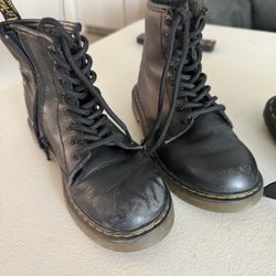 Dr Martens Size 3 1460 SLIP RESISTANT Leather