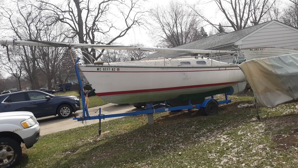 22ft. Chrysler sailboat with trailer