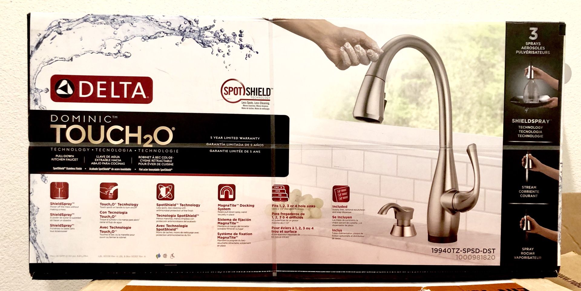 DELTA DOMINIC TOUCH H20 PULL DOWN FAUCET NEW
