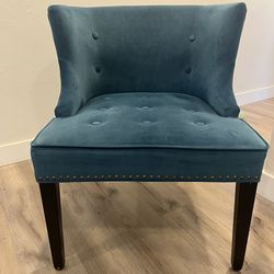 Lounge chair - excellent condition