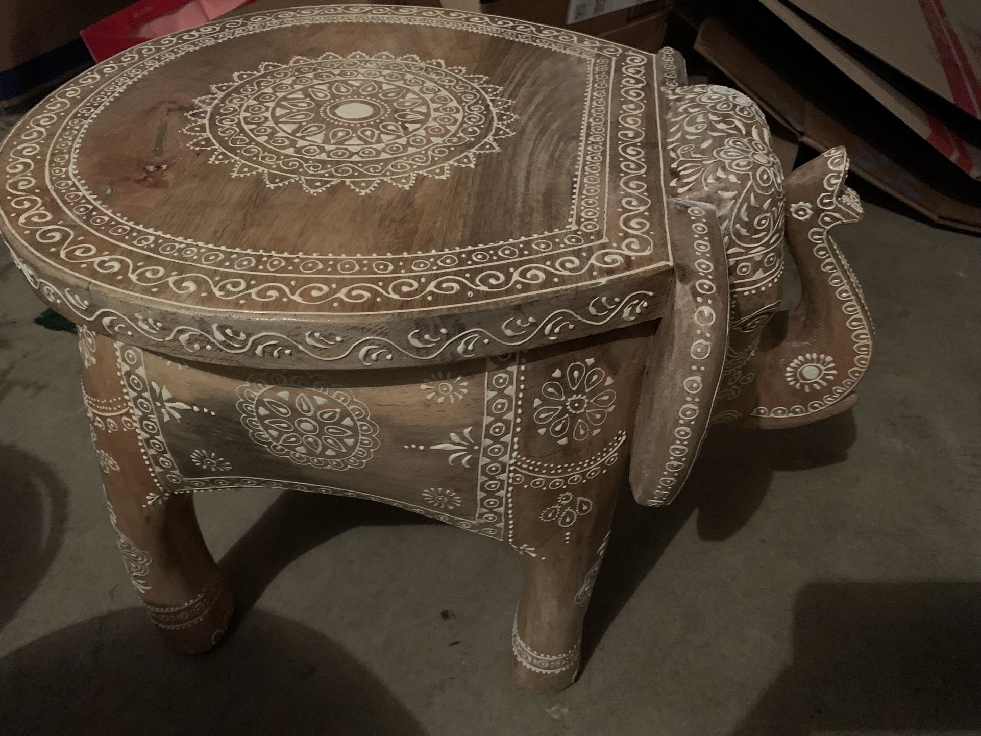 Pair of elephant end tables/plant stand/multi use/wood