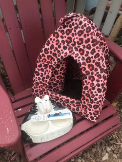 CAT KITTEN LOT  Bed Tent Dish & New Collar