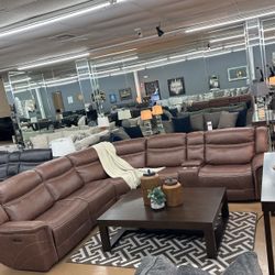 Final Sale!!! Beautiful Sectional With Power Recliners And Power Headrest 