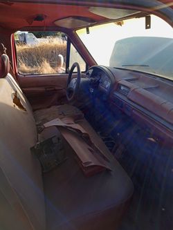 1994 f250 truck needs work or for parts