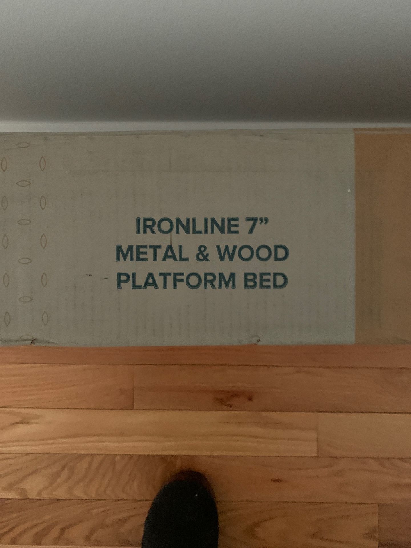 Platform Queen sized bed Bed frame