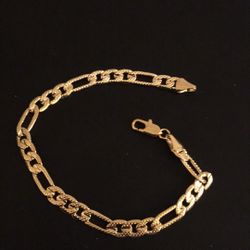 14k Yellow Gold Plated Figaro Bracelet 8" Textured