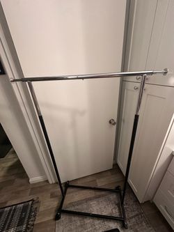 Clothing rack- adjustable