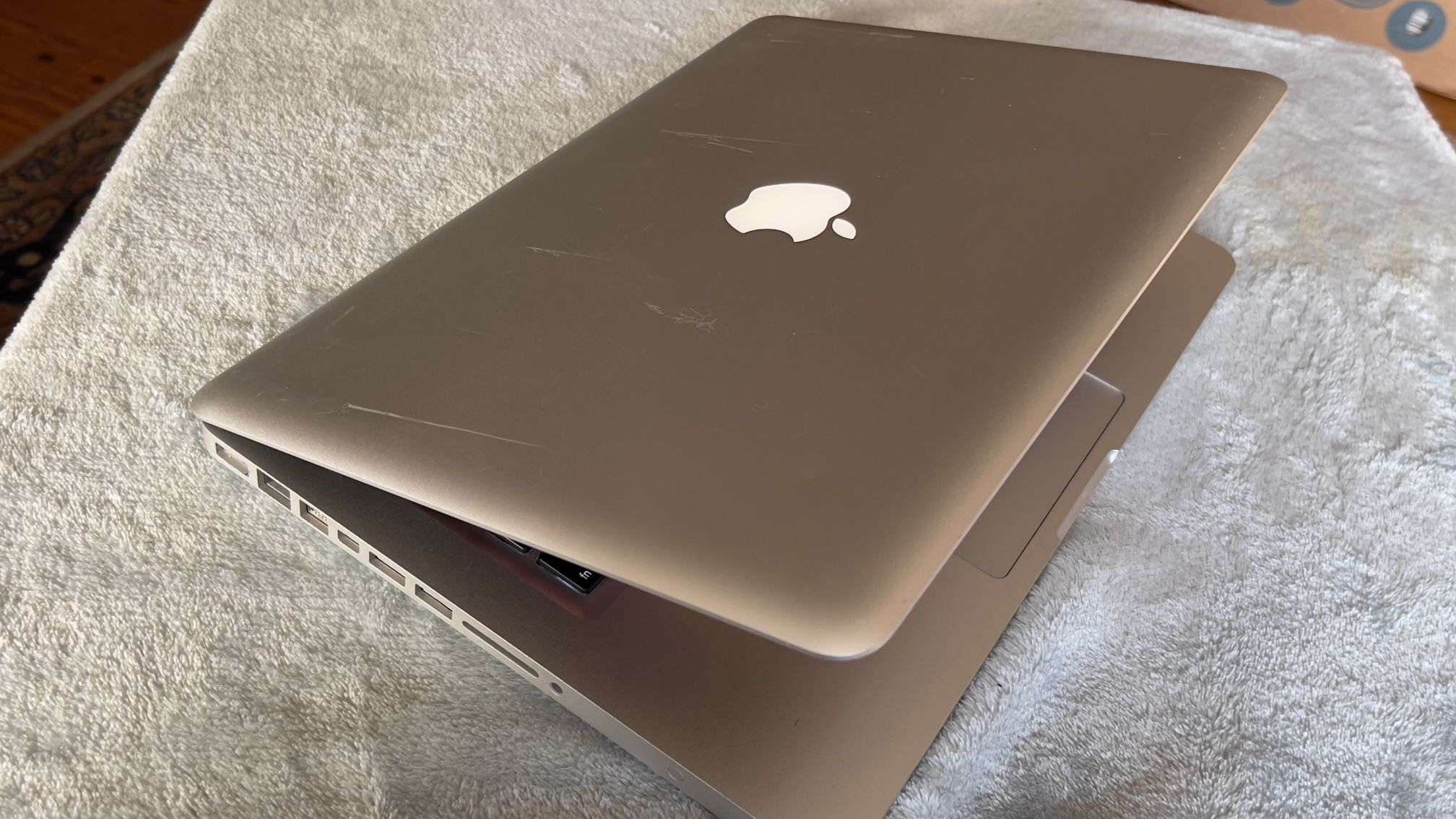 Apple MacBook Pro 13” Core I5 4GB Ram 500GB STORAGE $150