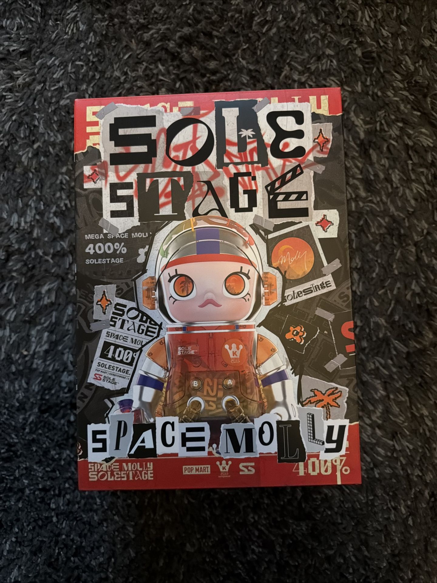 400 Percent Sole Stage Space Molly