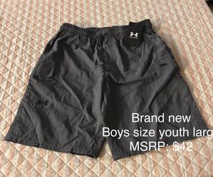 Under Armour Boys Cargo Shorts Size Youth Large NEW