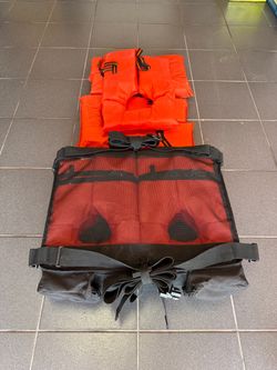T-Bag Plus 3 Life Jackets , Total Of 7.