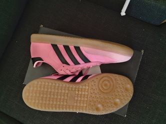 Adidas pink Massi size 9 $50