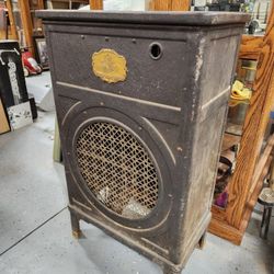 Vintage Atwater Kent Radio Metal Upright Side Table Cabinet