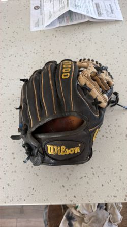 11.25 A1000 Baseball Glove