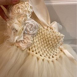 Ivory Flower Girl Dress  👗 