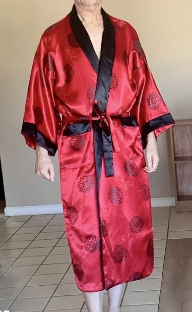 Mens Robe Red Embroidered Dragon Silky Satin Chinese Asian Japanese Kimono Wrap