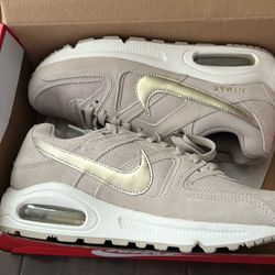 Brand new Nikes youth size 6