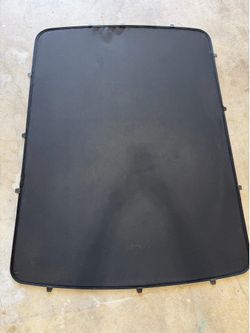 Premium Glass Roof Sunshade for Tesla [Insert Model: e.g., Model 3/Y] – Excellent Condition