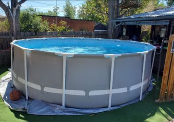 Intex Pool