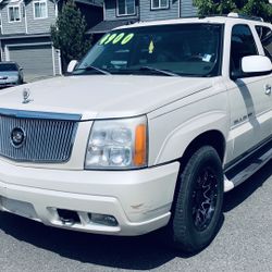 2004 CADILLAC ESCALADE EXT