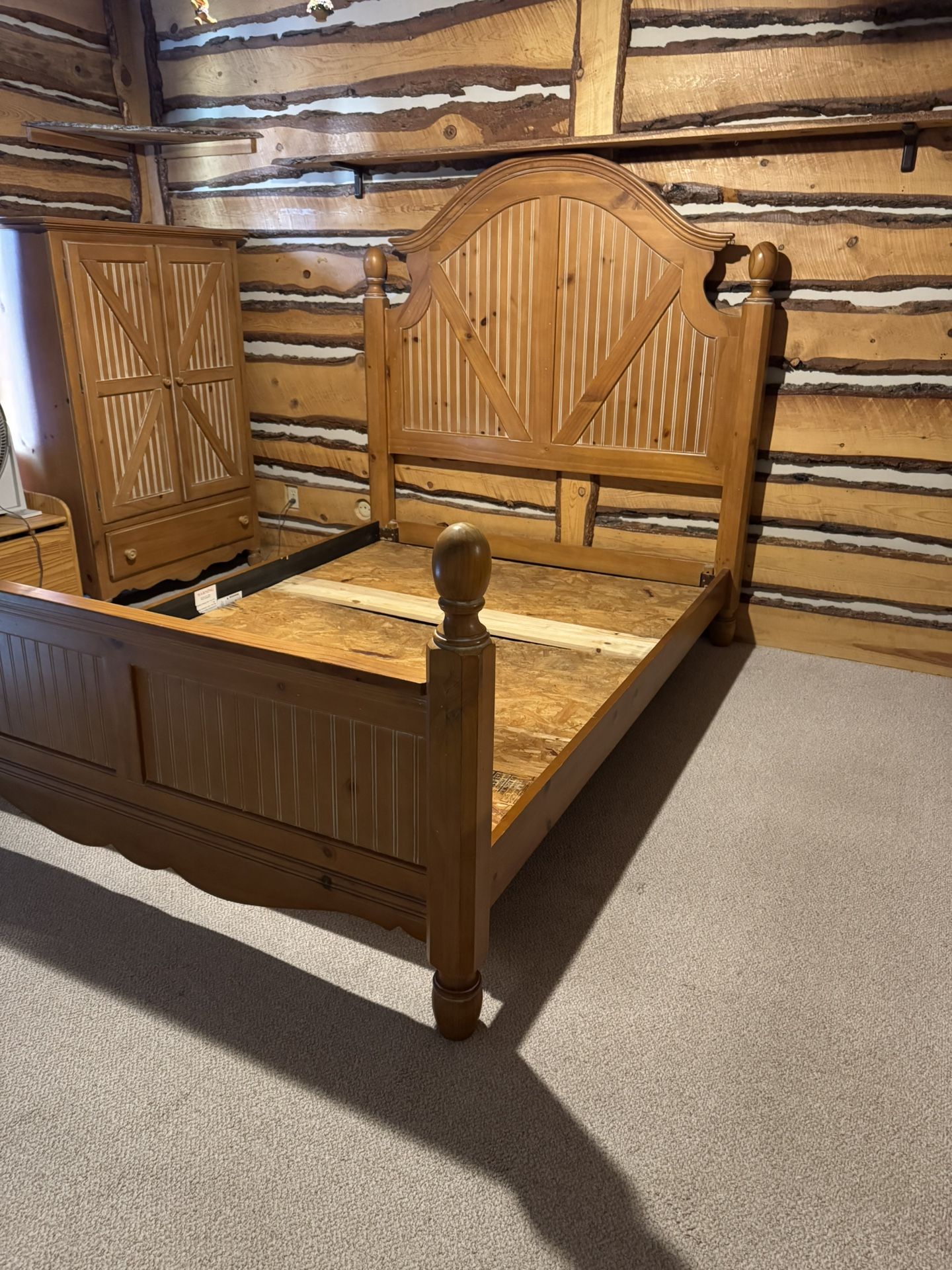 Pine Bedroom Set