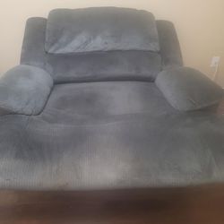 Over-stuffed Reclining Chair