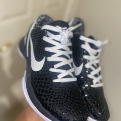 Mambacitas Size 10