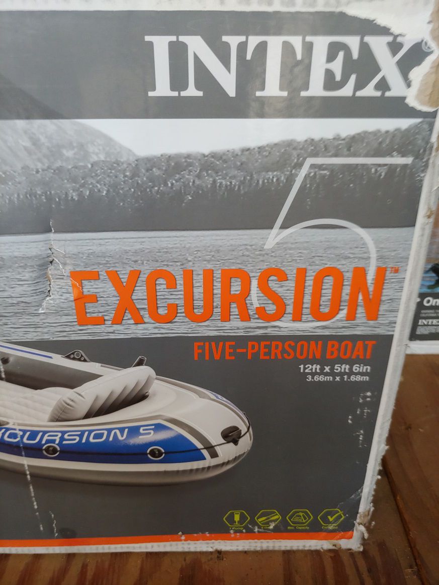 Intex excursion 5 inflatable boat