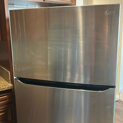 LG Refrigerator 