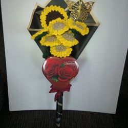 Crochet Bouquet Flowers For Valentine's Day 