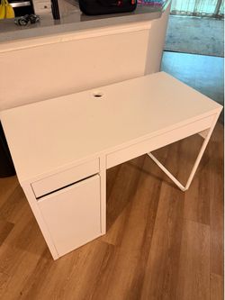 Ikea Micke Desk White