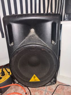 Behringer Eurolive Speaker