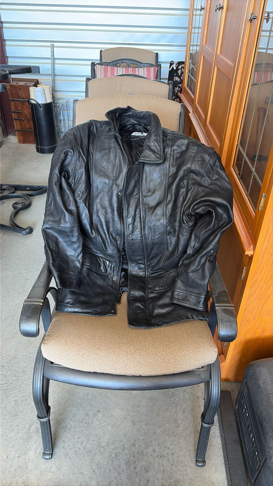Men’s Leather Jacket S . Excellent Condition.