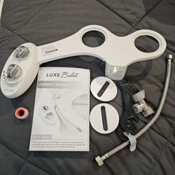Luxe bidet new open Box. Never Used.